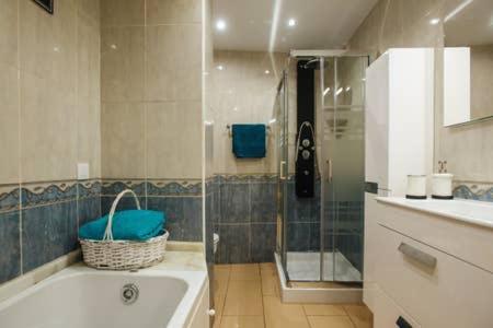 Apartamento 13 Calle San Jacinto Sevilha